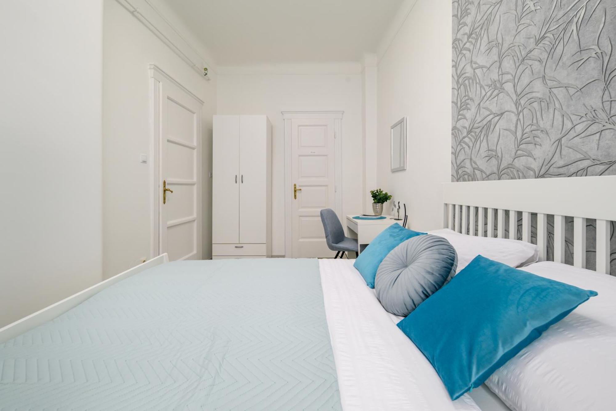 Central Oasis 2 Bd Apartment 布达佩斯 外观 照片